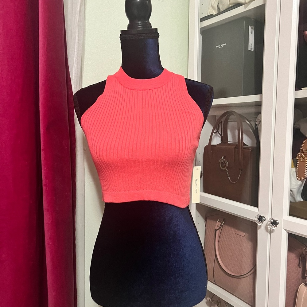 Active USA Crop Top NWT